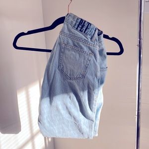 Brand Pretty Little Thing; Size 2; V Line Waist Denim Jeans; Light Wash